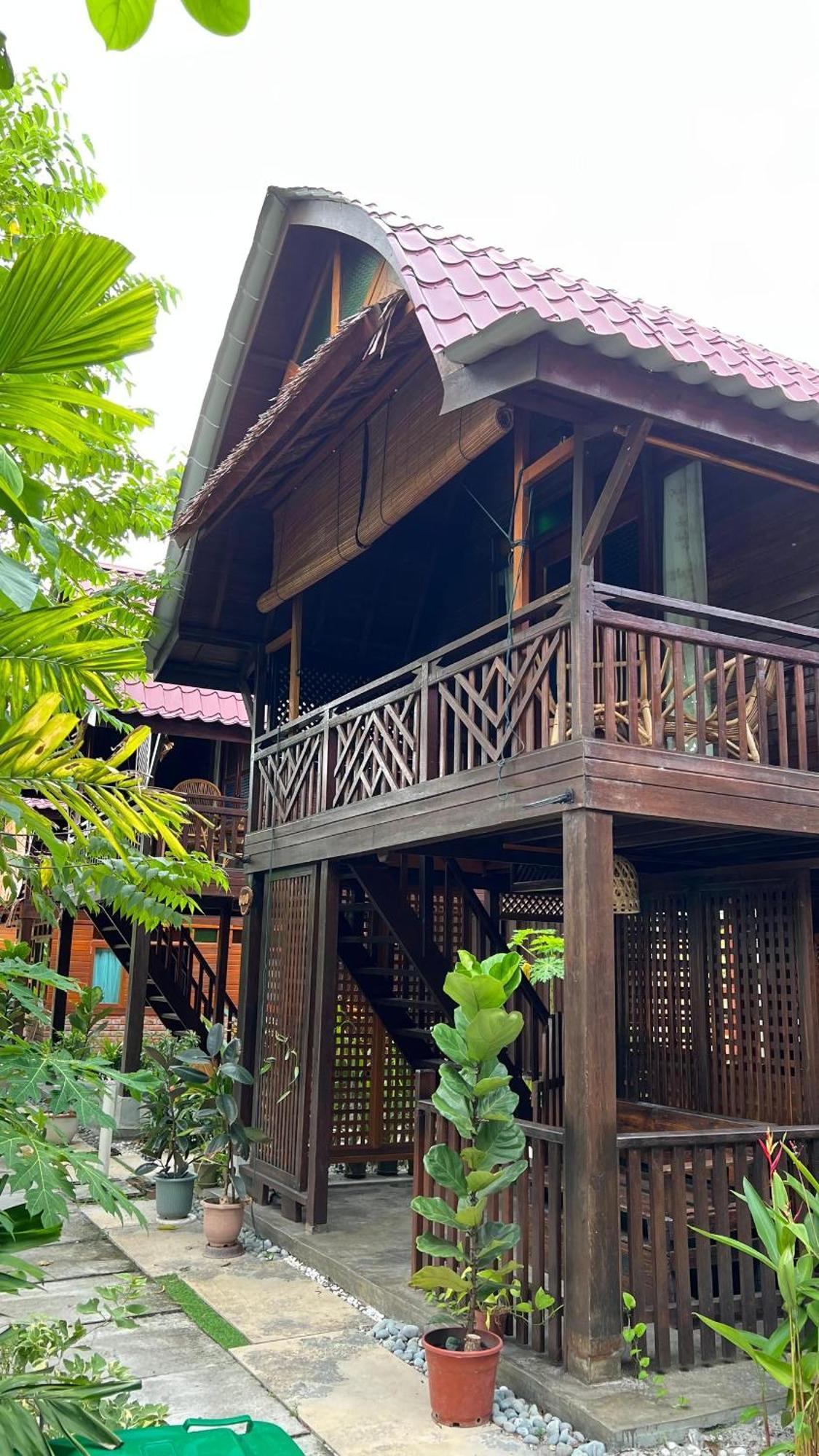 Golden Chenang Village Pantai Cenang  Buitenkant foto